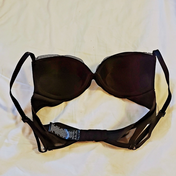 Calvin Klein Padded Push-Up Bra - Black - 32A - Picture 4 of 7